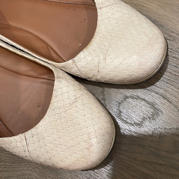 *FLASH SALE!* Givenchy real snakeskin ballet flats - Picture 7 of 7